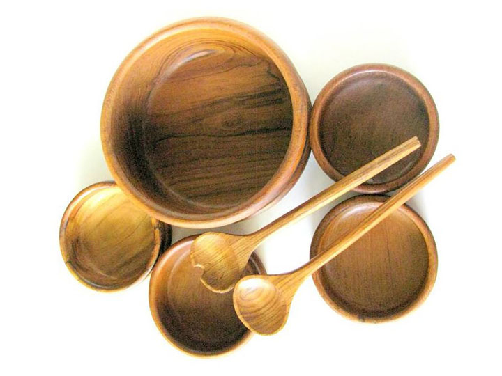 Wood Lathe Projects of Bowls and Cups